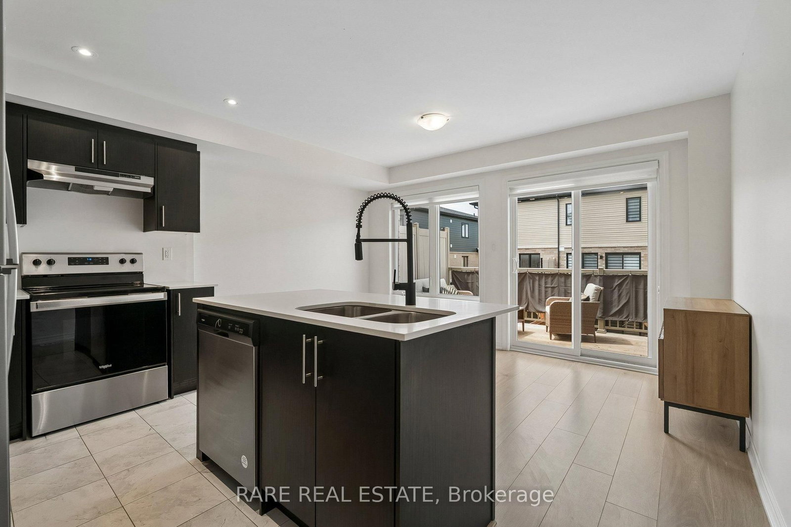 55 Hay Lane • Barrie, ON photo 17
