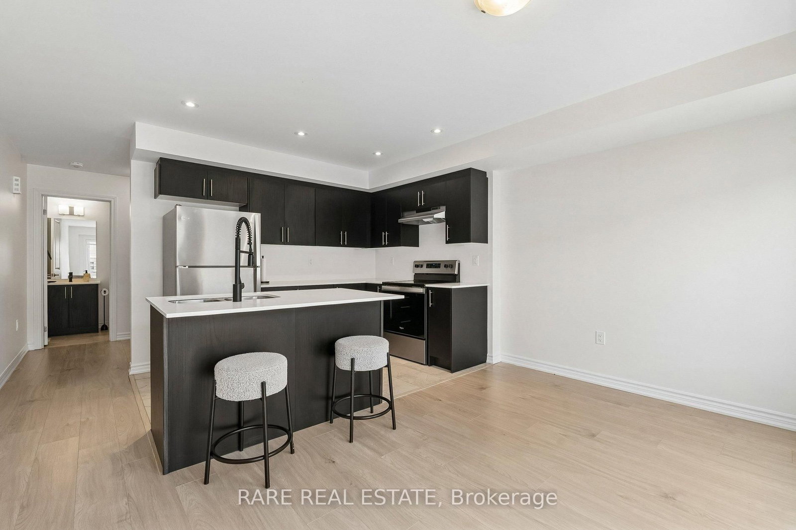 55 Hay Lane • Barrie, ON photo 18