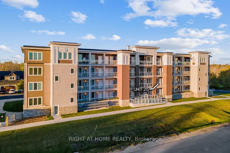 215 - 5 Spooner Crescent