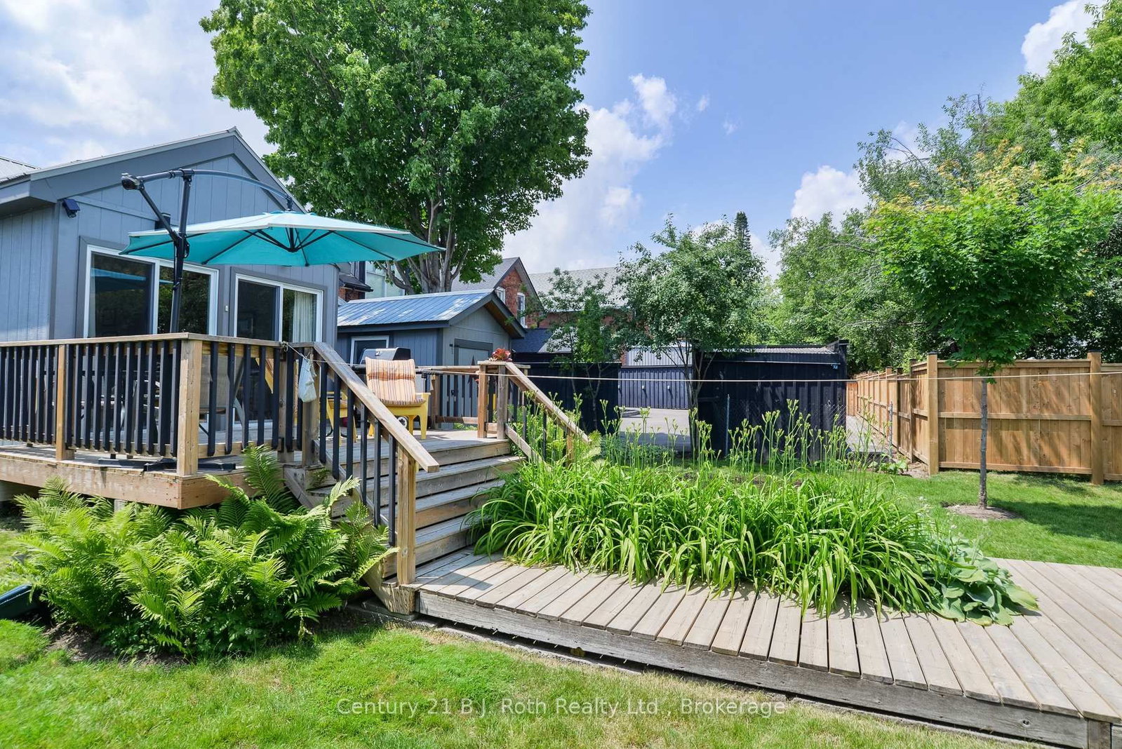 100 Laclie Street • Orillia, ON photo 30