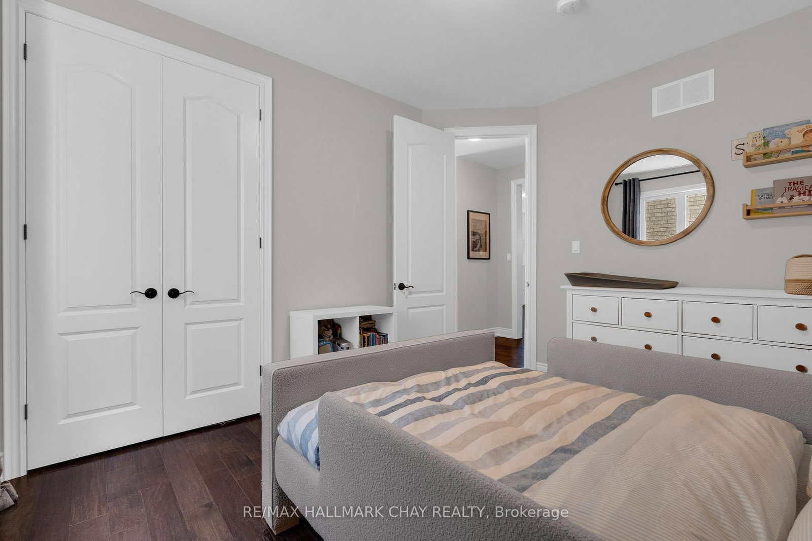 69 Prince George Crescent • Barrie, ON photo 18