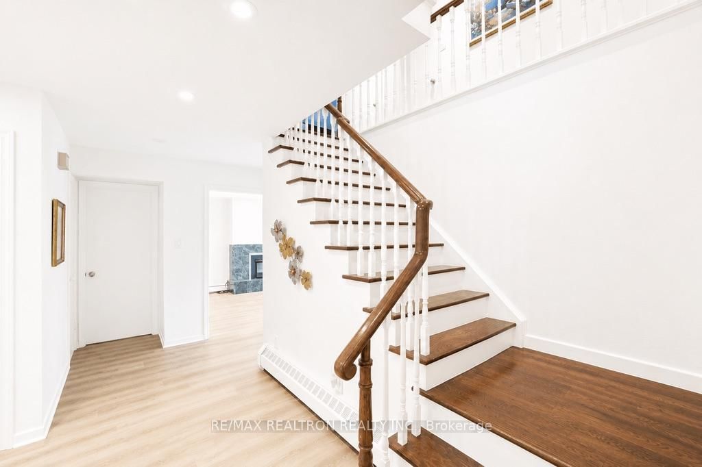 18 Debra Crescent • Barrie, ON photo 21