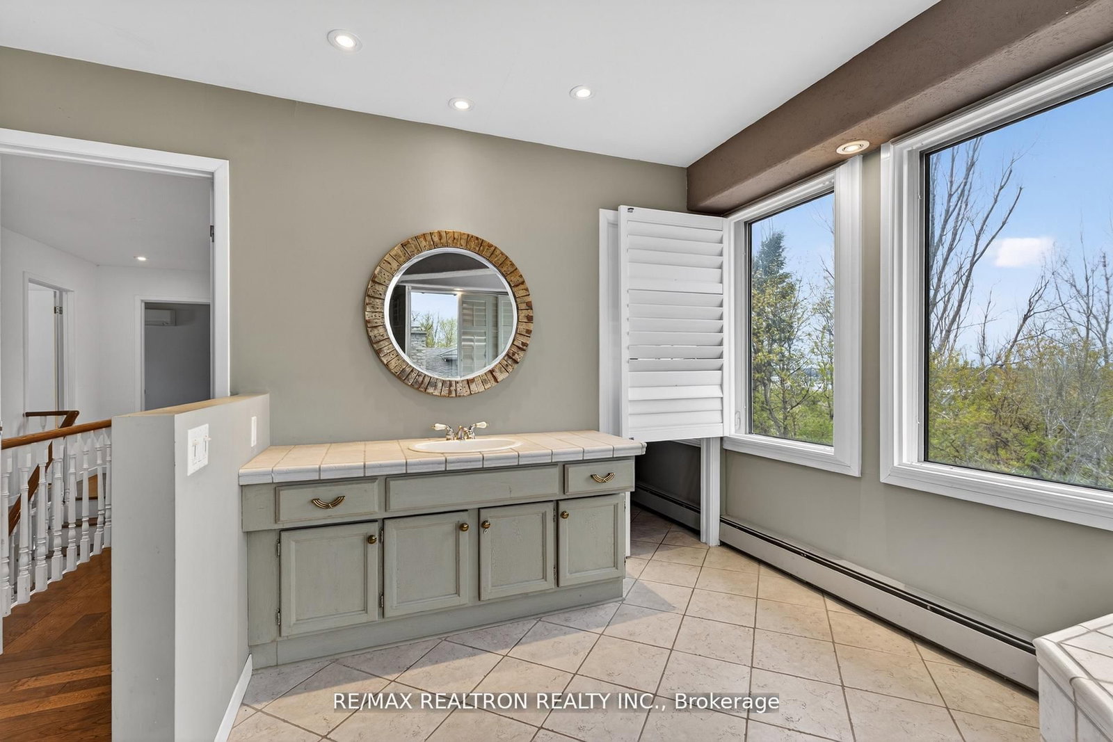 18 Debra Crescent • Barrie, ON photo 25