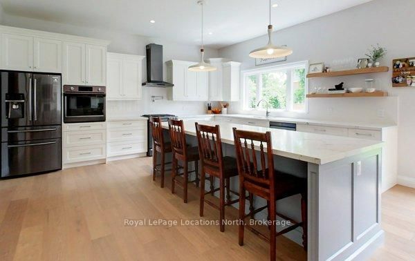 245 Jane Street • Clearview, ON photo 20