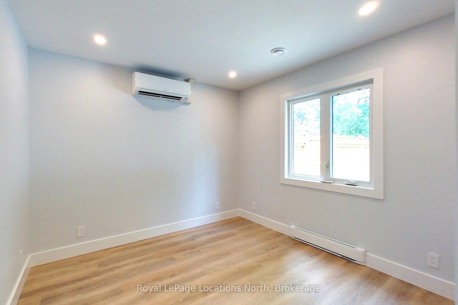245 Jane Street • Clearview, ON photo 38
