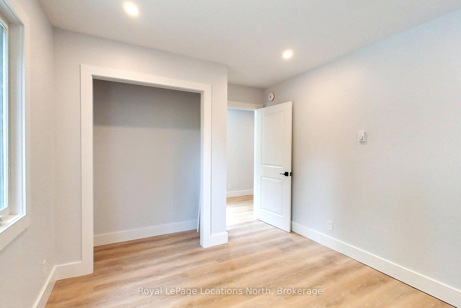 245 Jane Street • Clearview, ON photo 39