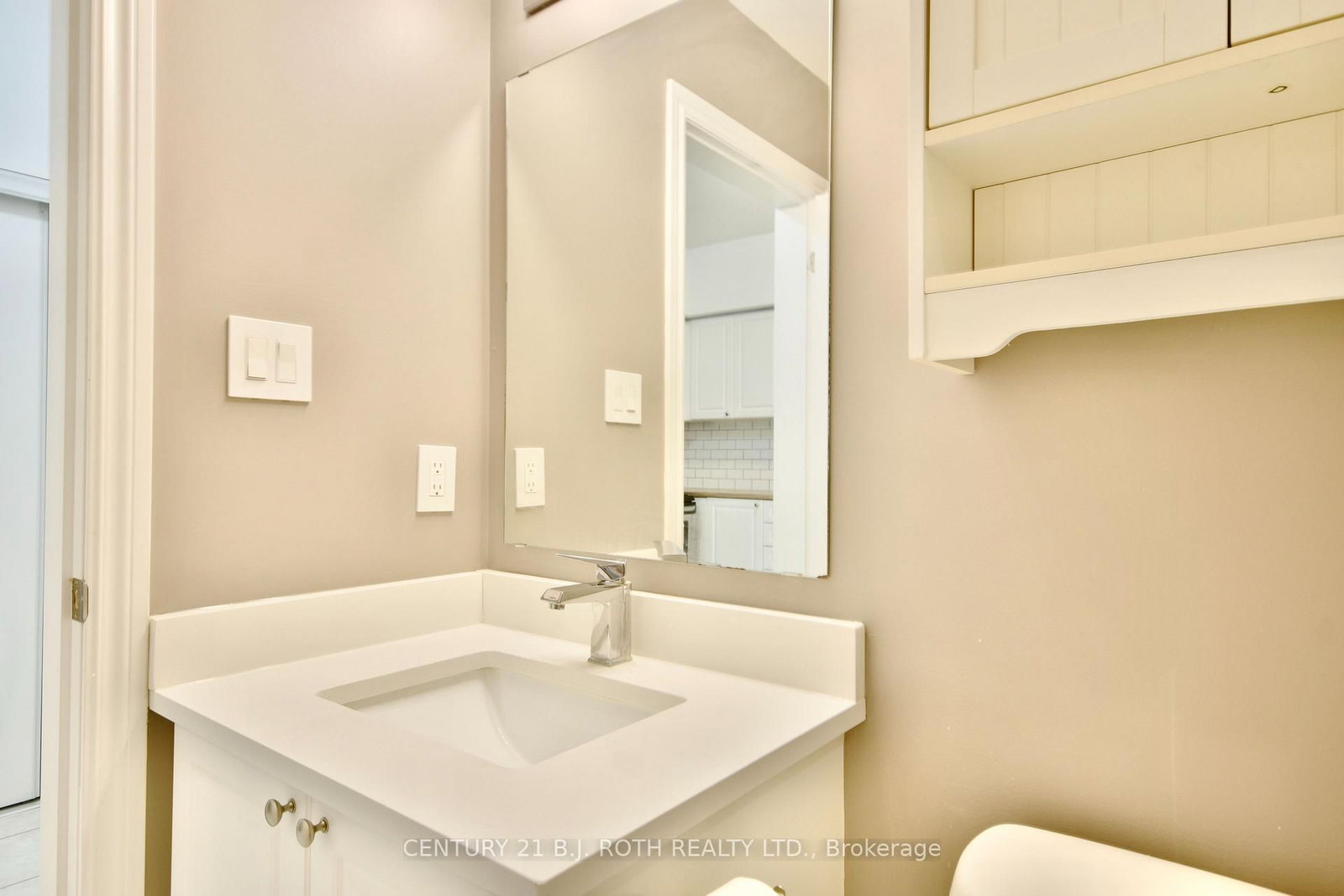 43 Ferndale Drive S • #104 • Barrie, ON photo 12