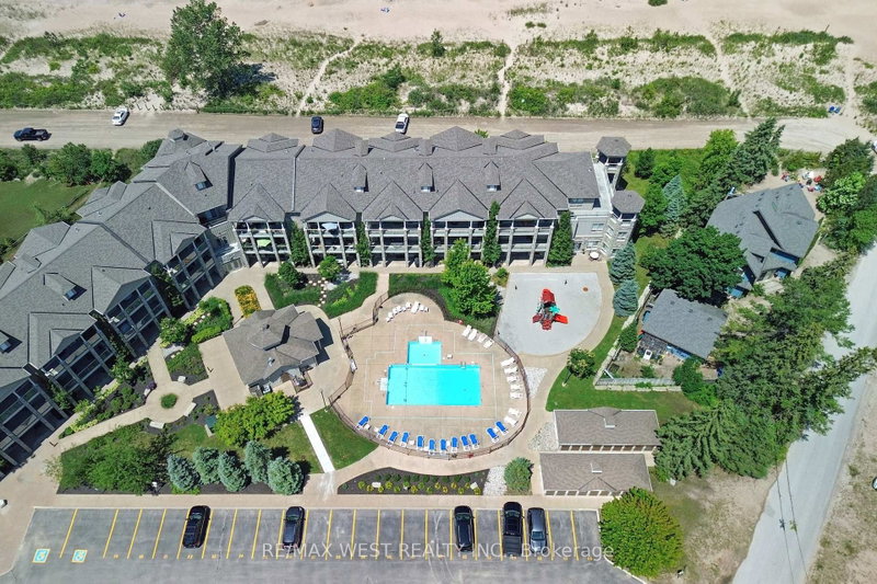 212 - 764 RIVER Road E