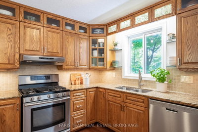 1183 Everton Road — more photos