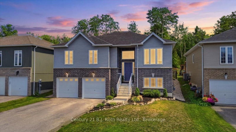 27 Ralph Dalton Boulevard, Tay