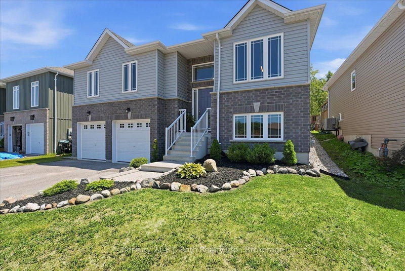 27 Ralph Dalton Boulevard