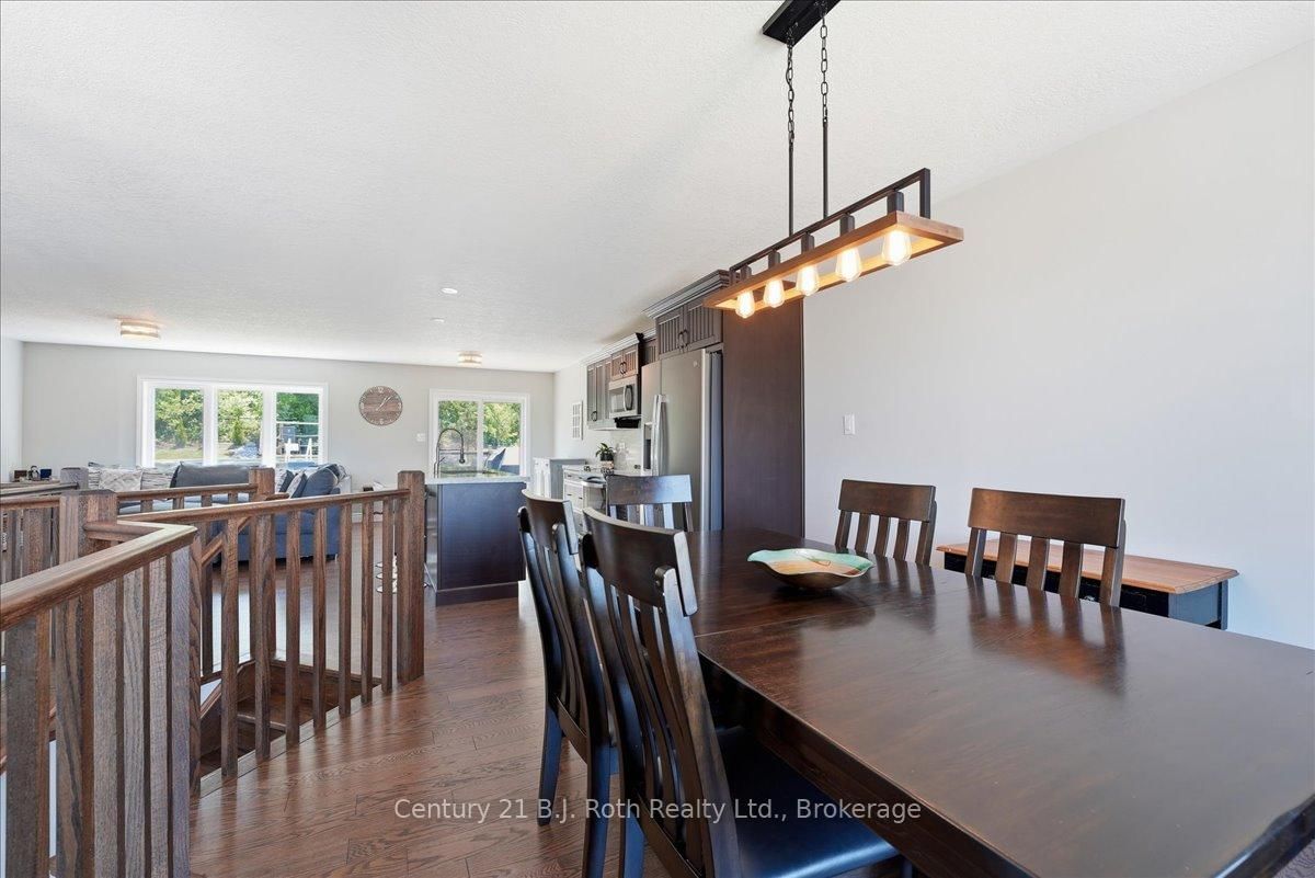 27 Ralph Dalton Boulevard • Tay, ON photo 7