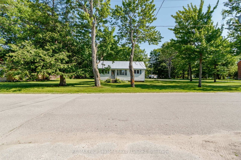 201 Sunnidale St photo 4