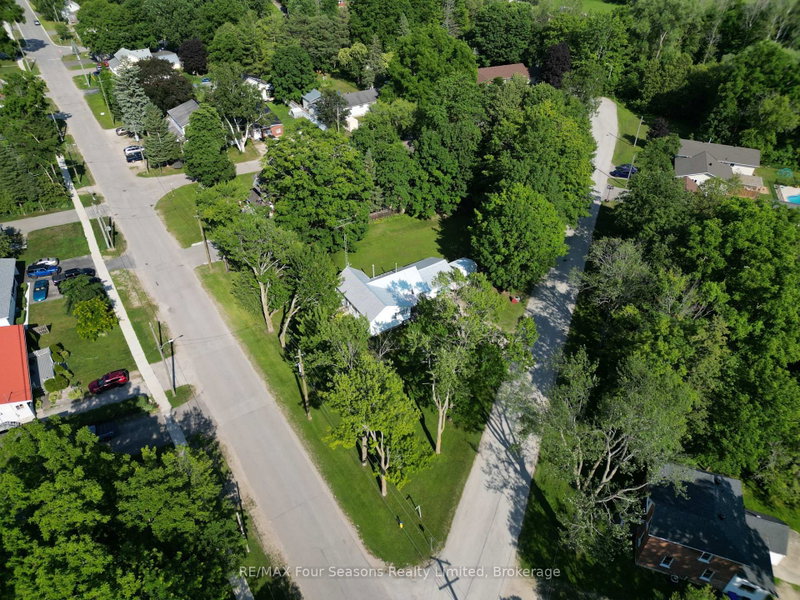201 Sunnidale St photo 5