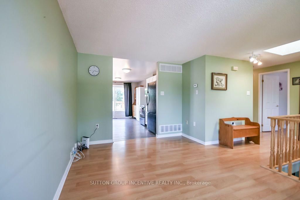 10 Palling Lane • Barrie, ON photo 18