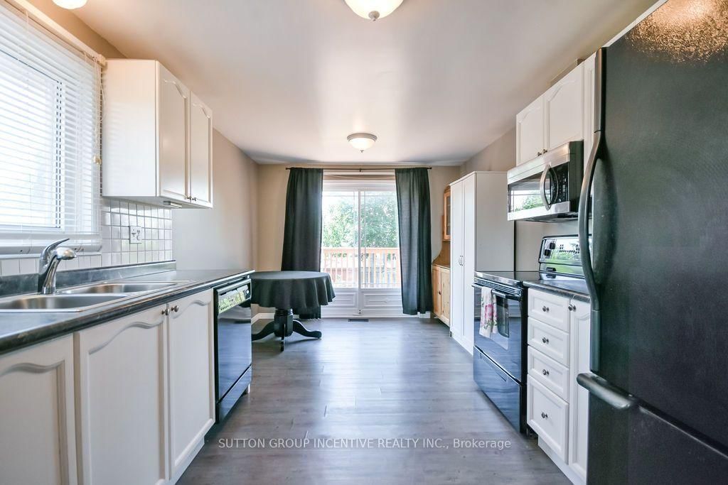 10 Palling Lane • Barrie, ON photo 21