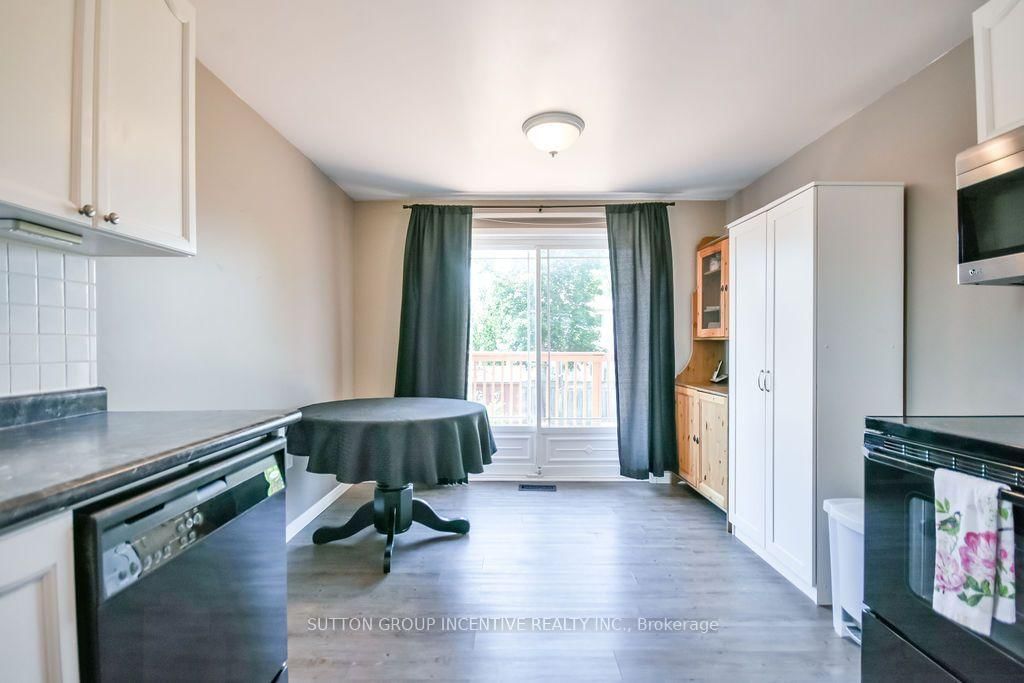 10 Palling Lane • Barrie, ON photo 23