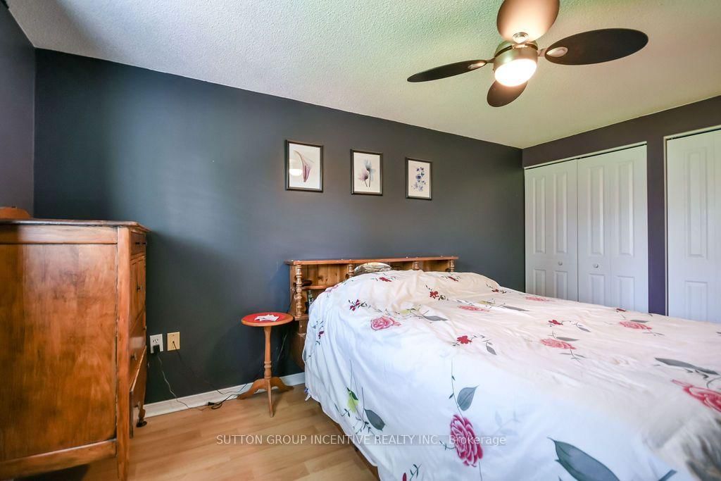 10 Palling Lane • Barrie, ON photo 28