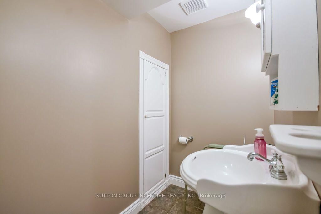 10 Palling Lane • Barrie, ON photo 48