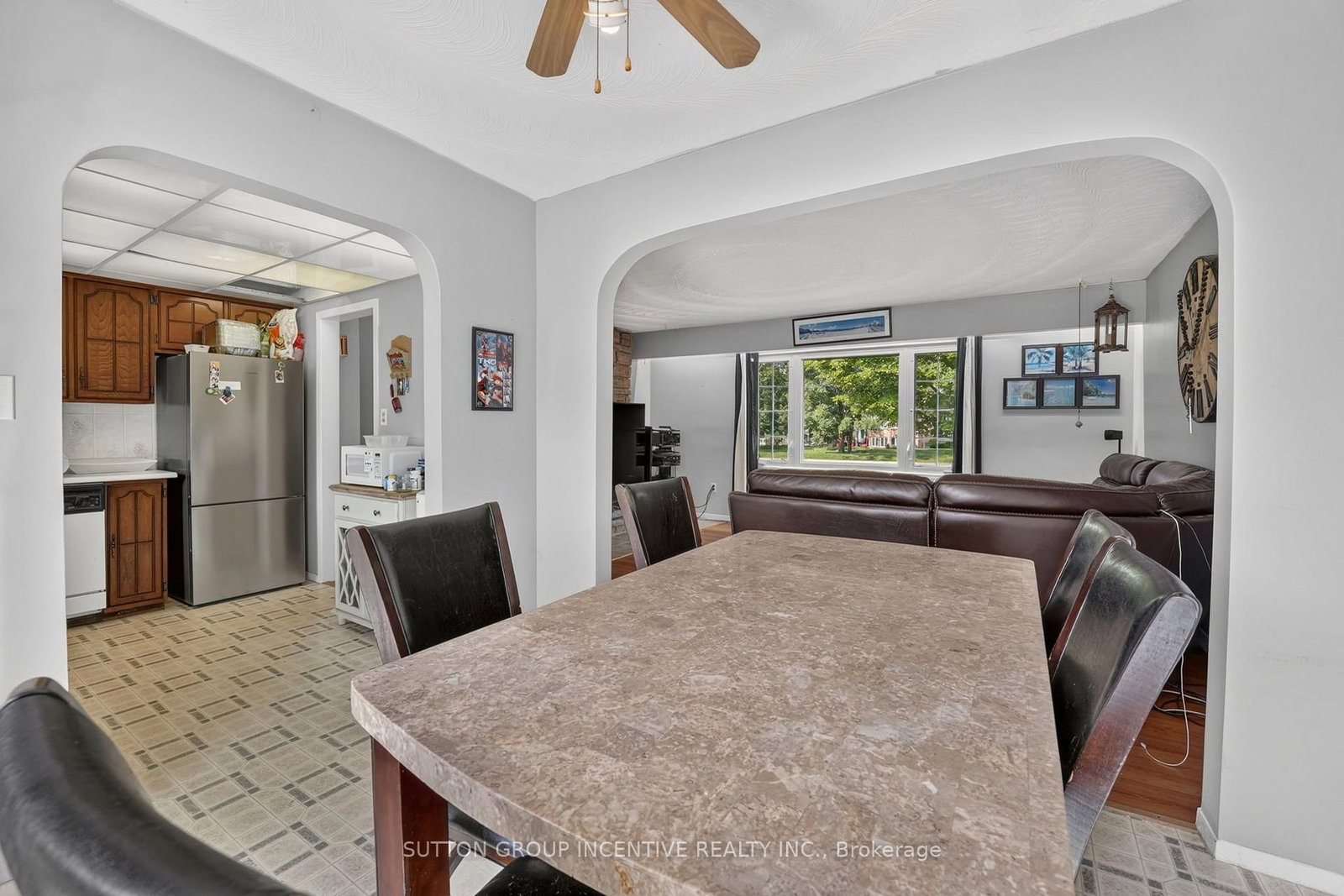 1209 St Vincent Street N • Springwater, ON photo 22