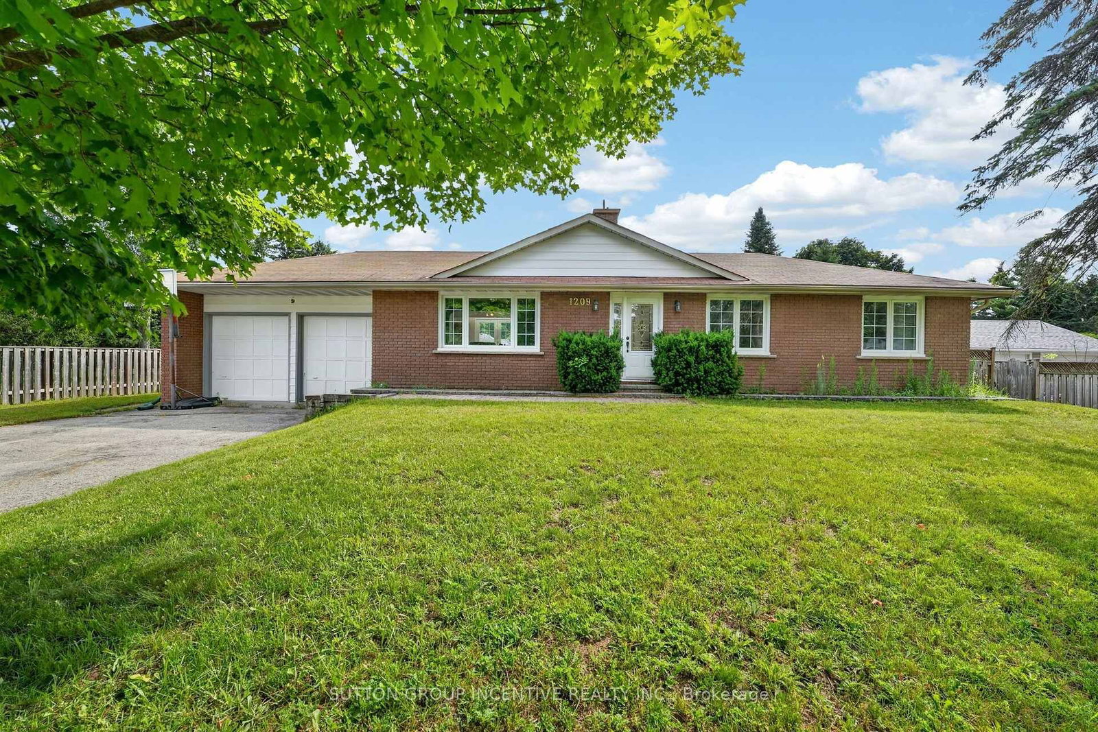 1209 St Vincent Street N • Springwater, ON photo 6