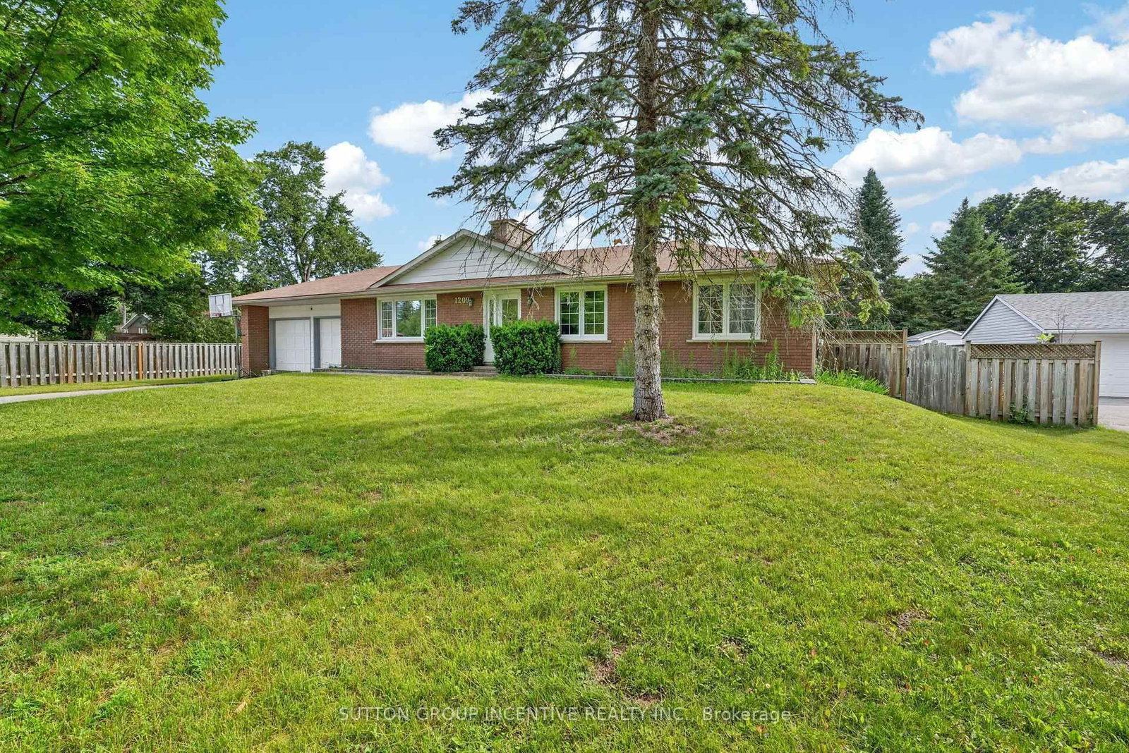 1209 St Vincent Street N • Springwater, ON photo 7