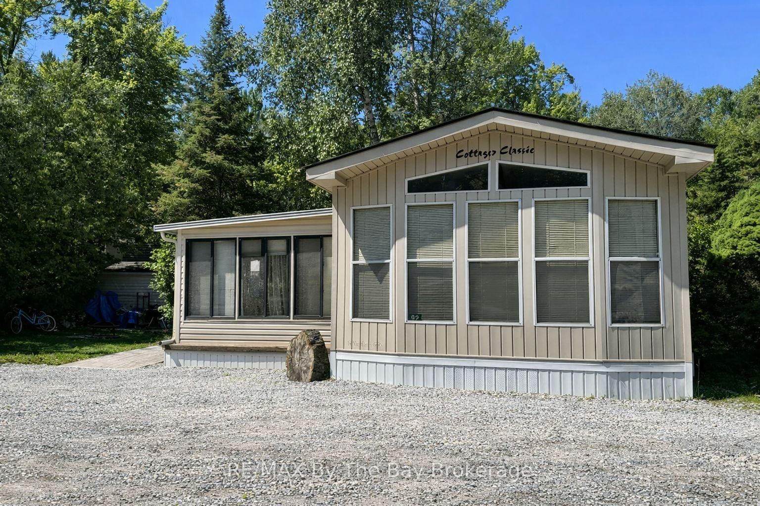 85 THEME PARK Drive • #92 • Wasaga Beach, ON photo 1