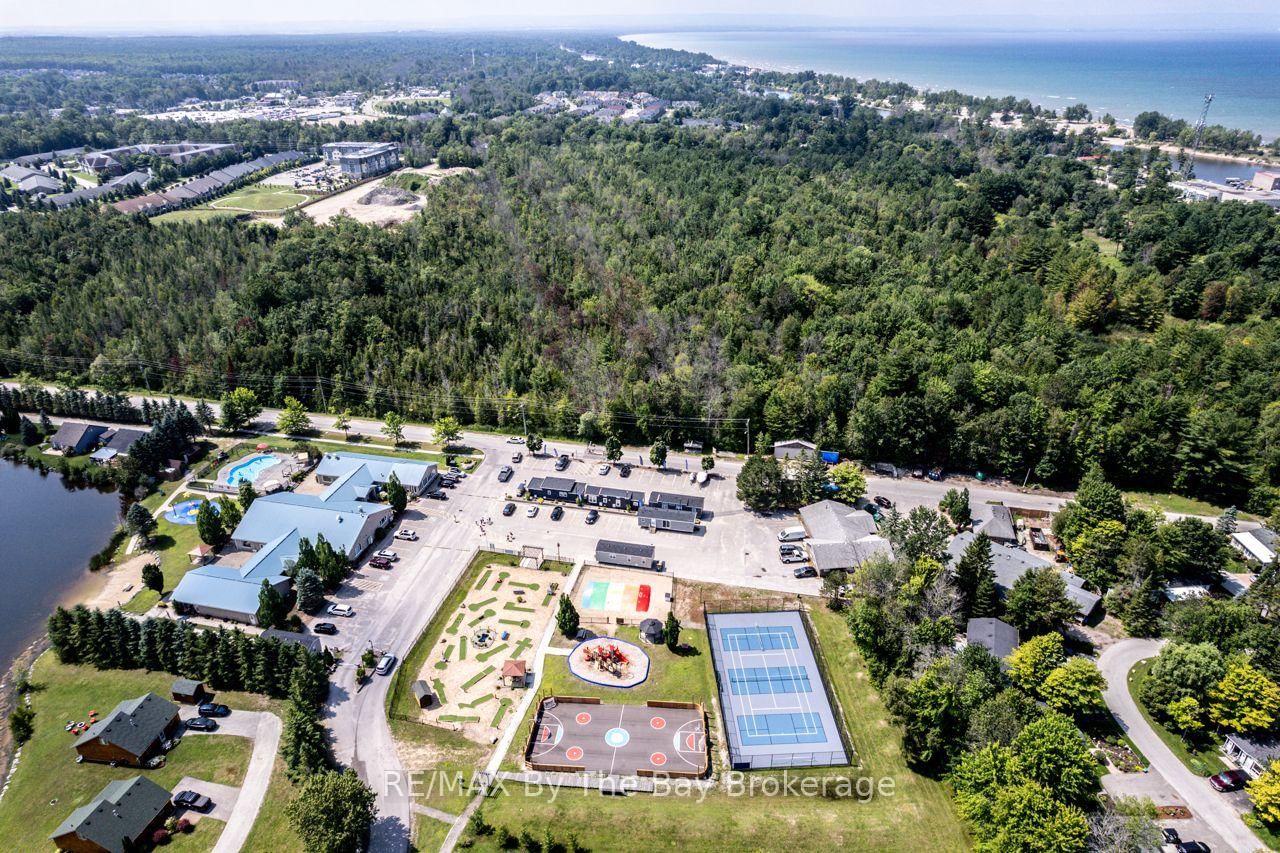 85 THEME PARK Drive • #92 • Wasaga Beach, ON photo 23