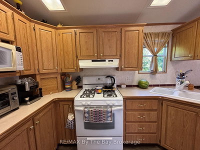 85 THEME PARK Drive • #92 • Wasaga Beach, ON photo 9