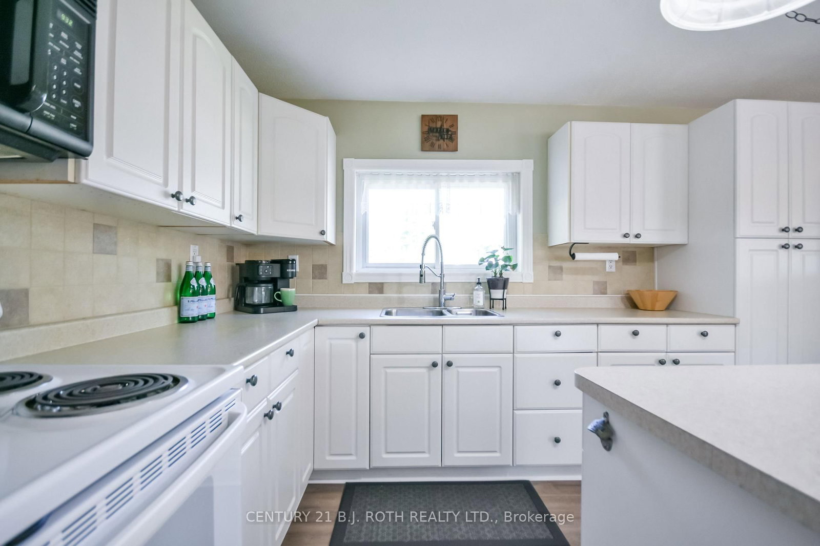 3448 CORONATION Avenue • Severn, ON photo 14