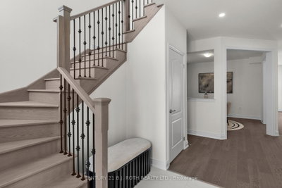 2974 Monarch Drive • Orillia, ON photo 2