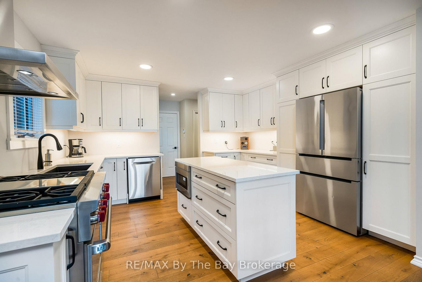 38 Willow Drive • Tiny, ON photo 18