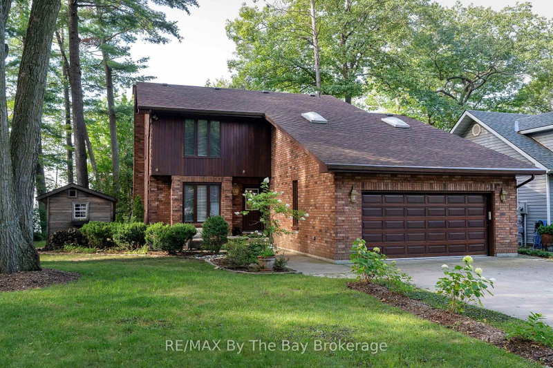 38 Willow Drive