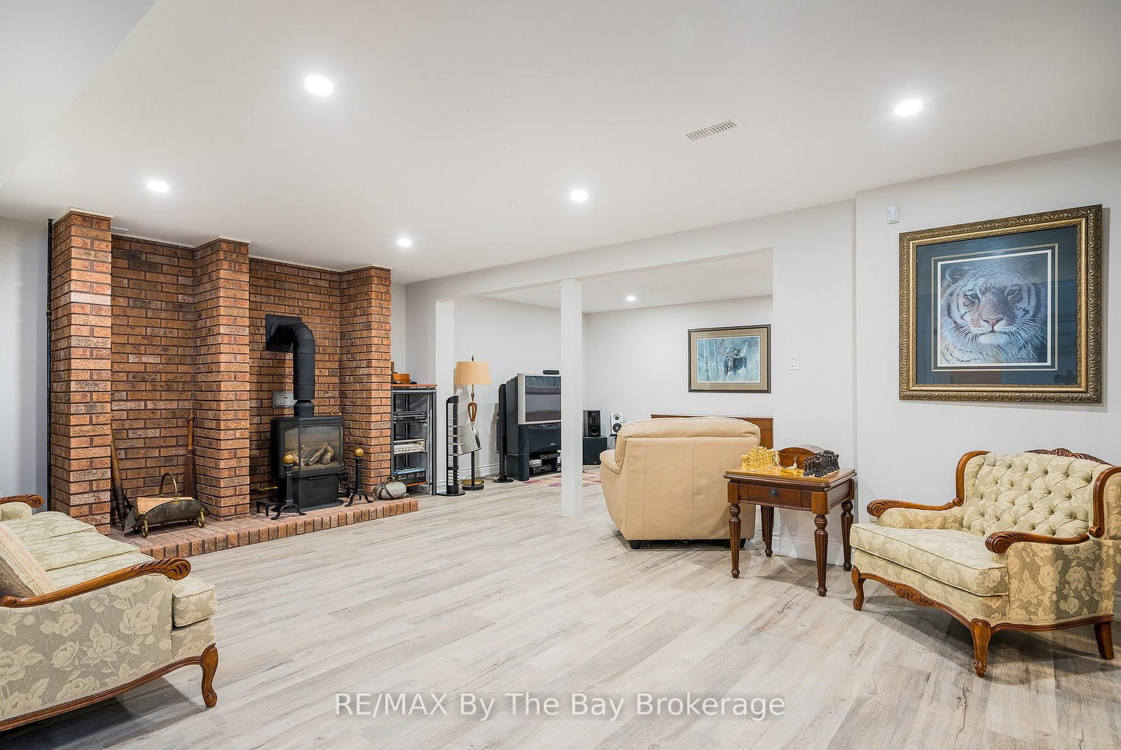 38 Willow Drive • Tiny, ON photo 33