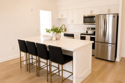 Condo leased at 206-430 Essa Road, Barrie, Ontario, L0M 1A0 - Holly - MLS: S13539634