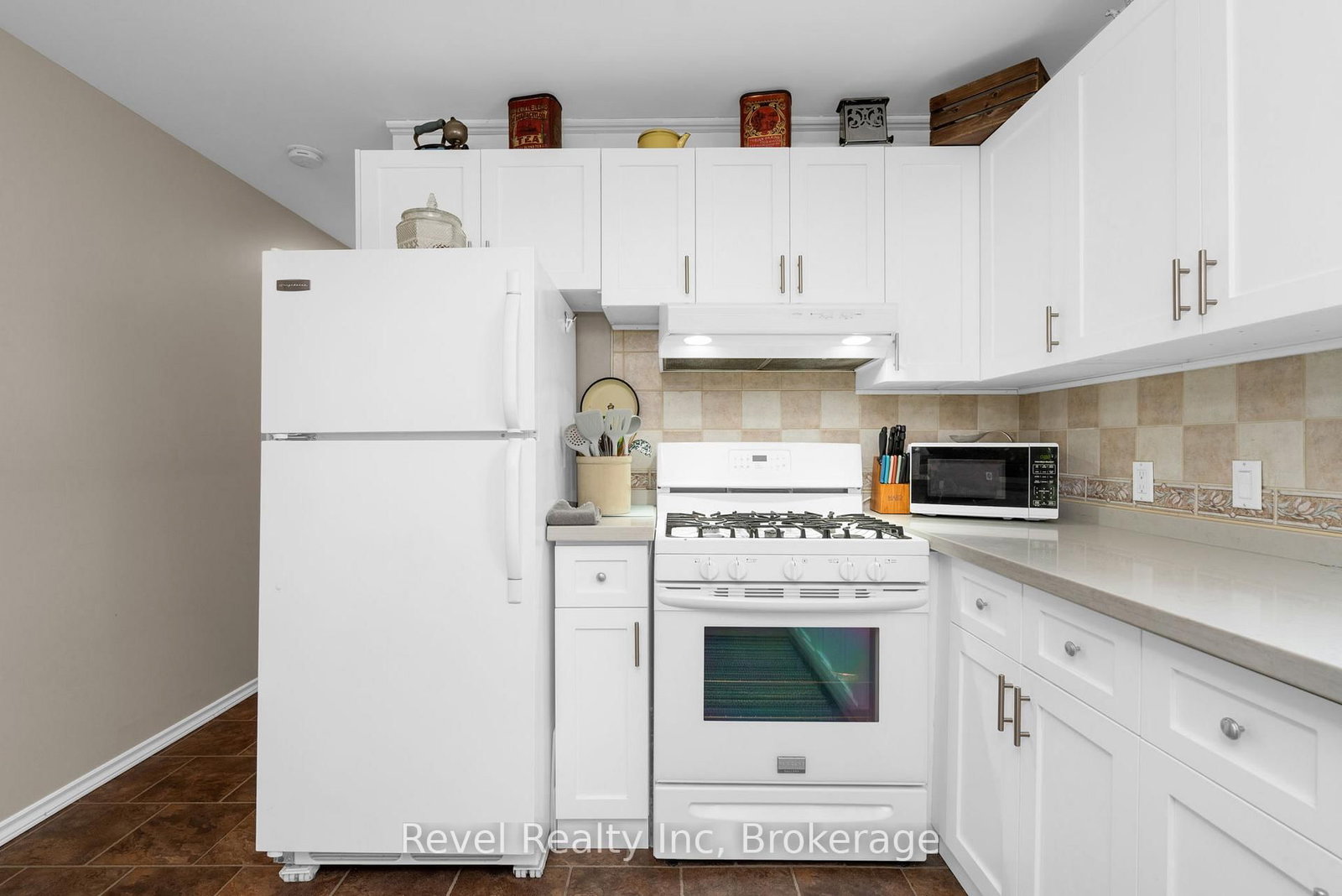 5411 Elliott Side Road • #19 • Tay, ON photo 5