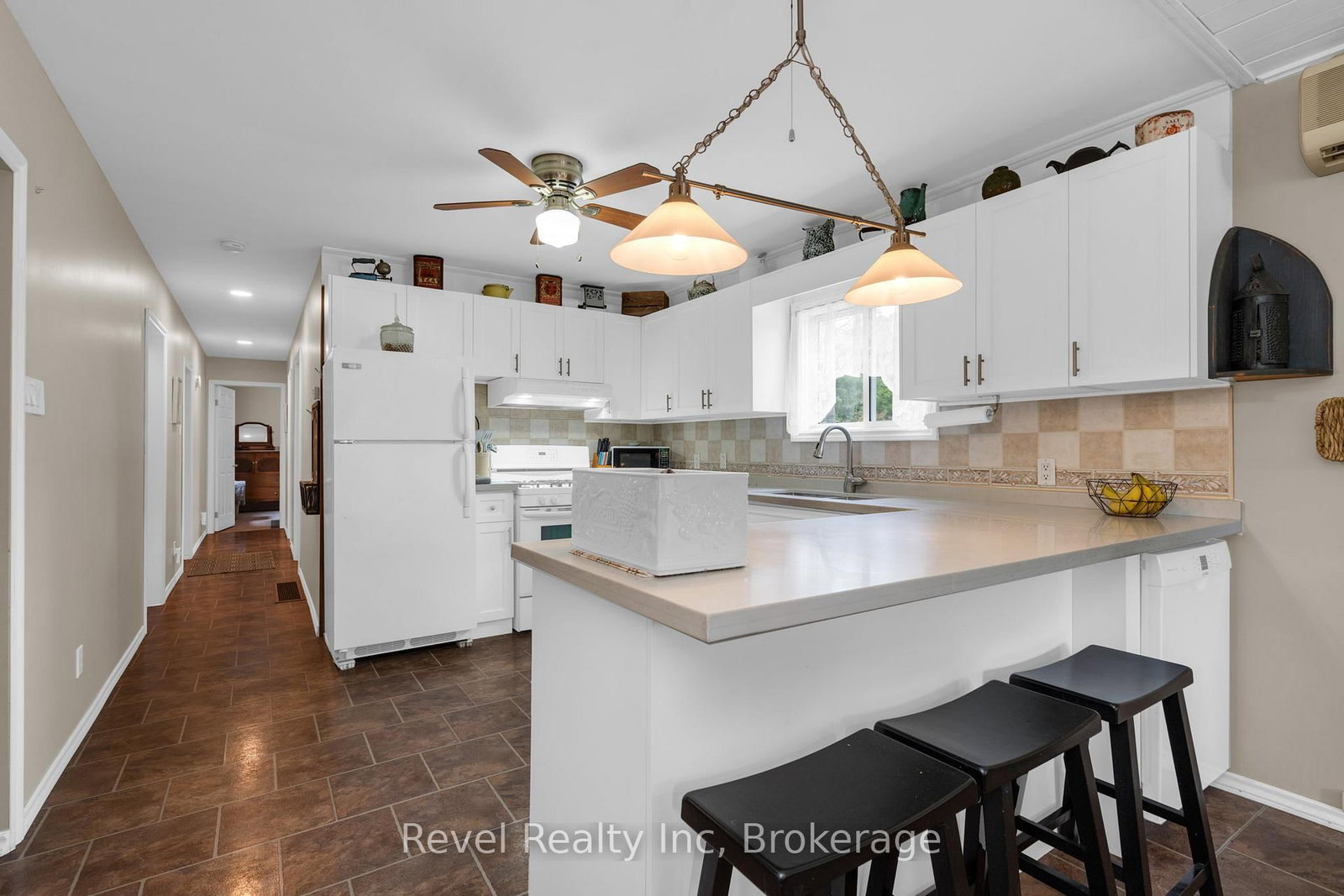 5411 Elliott Side Road • #19 • Tay, ON photo 6