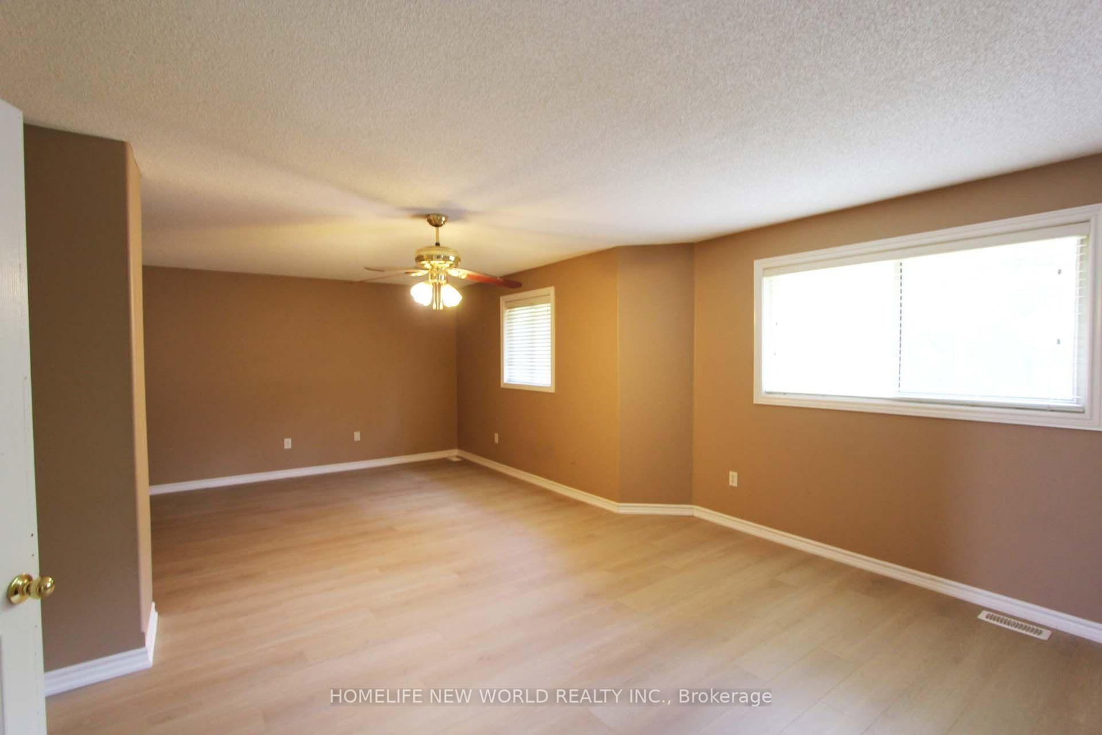 37 Grants Way • Barrie, ON photo 22