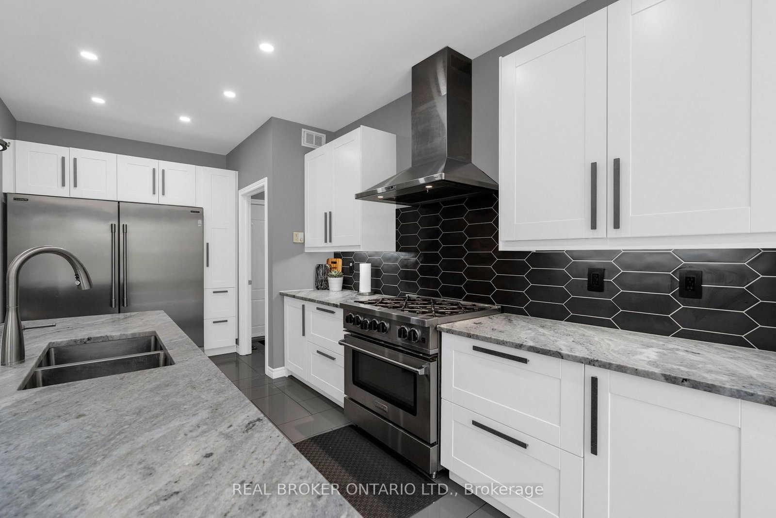 97 Highland Drive • Oro-Medonte, ON photo 14