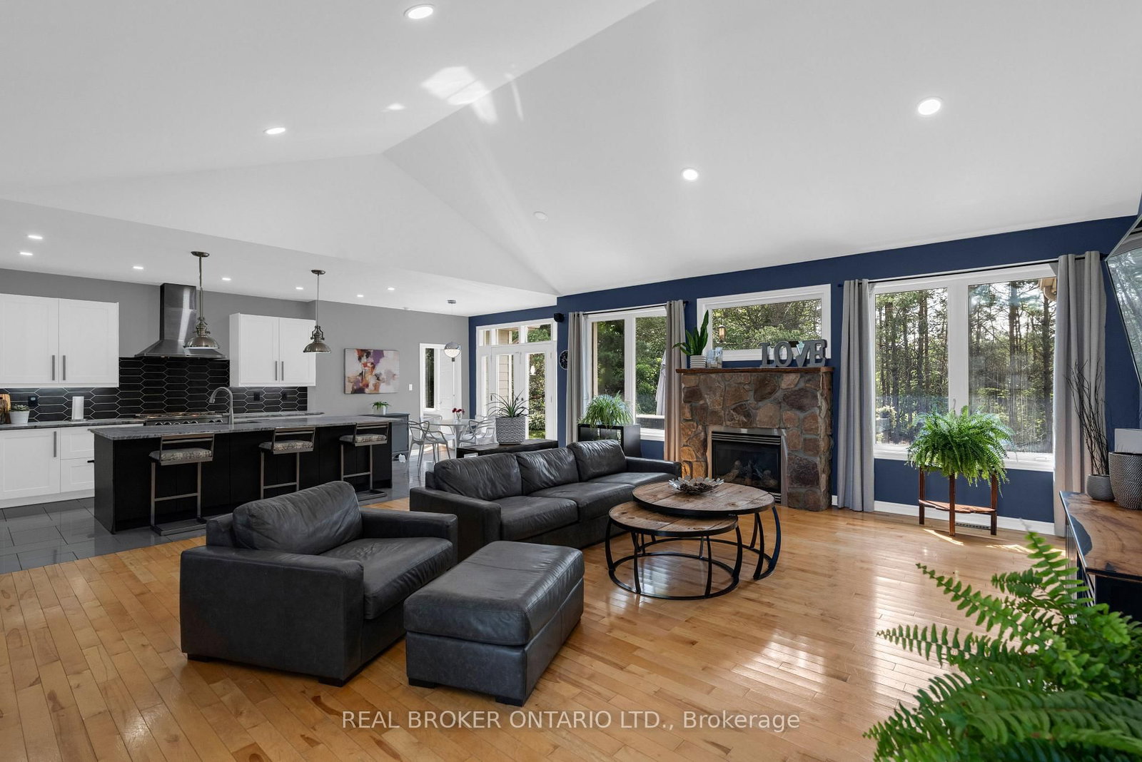 97 Highland Drive • Oro-Medonte, ON photo 7