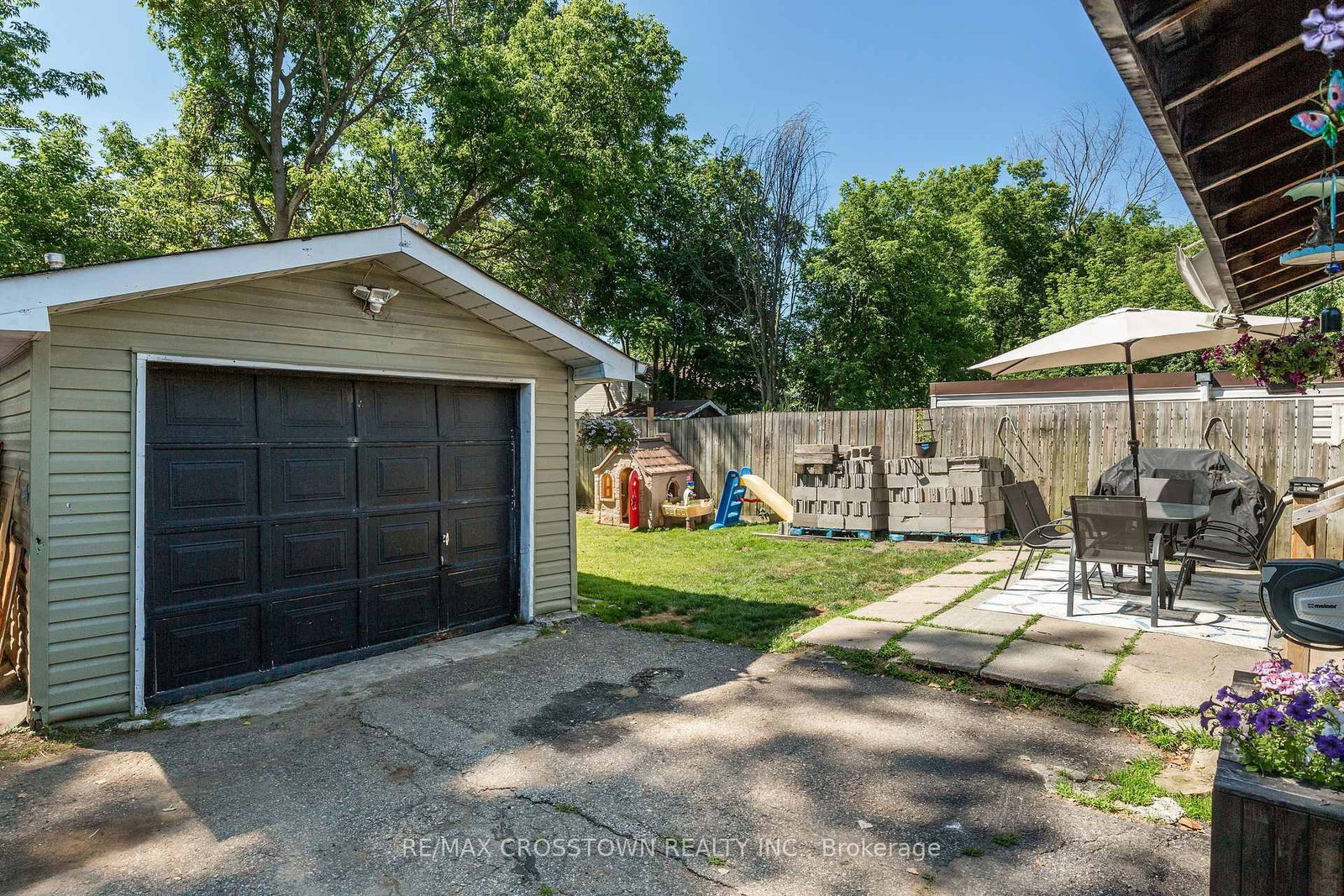 281 Elizabeth Street • Midland, ON photo 23