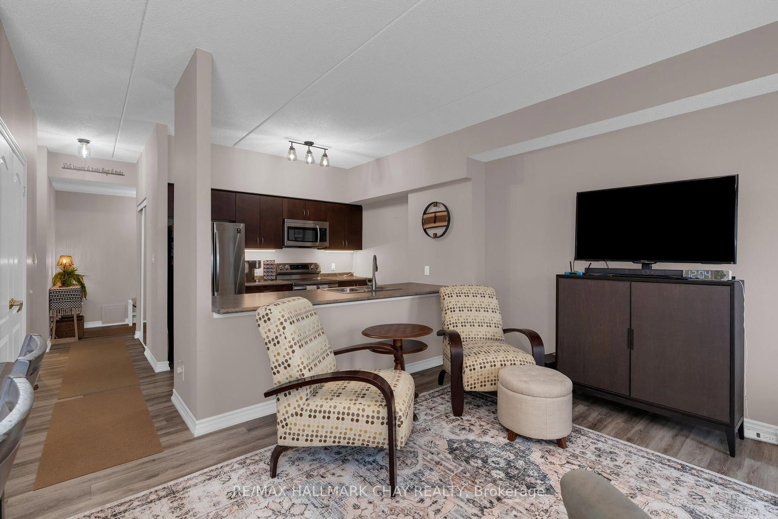 486 Laclie Street • #109 • Orillia, ON photo 5