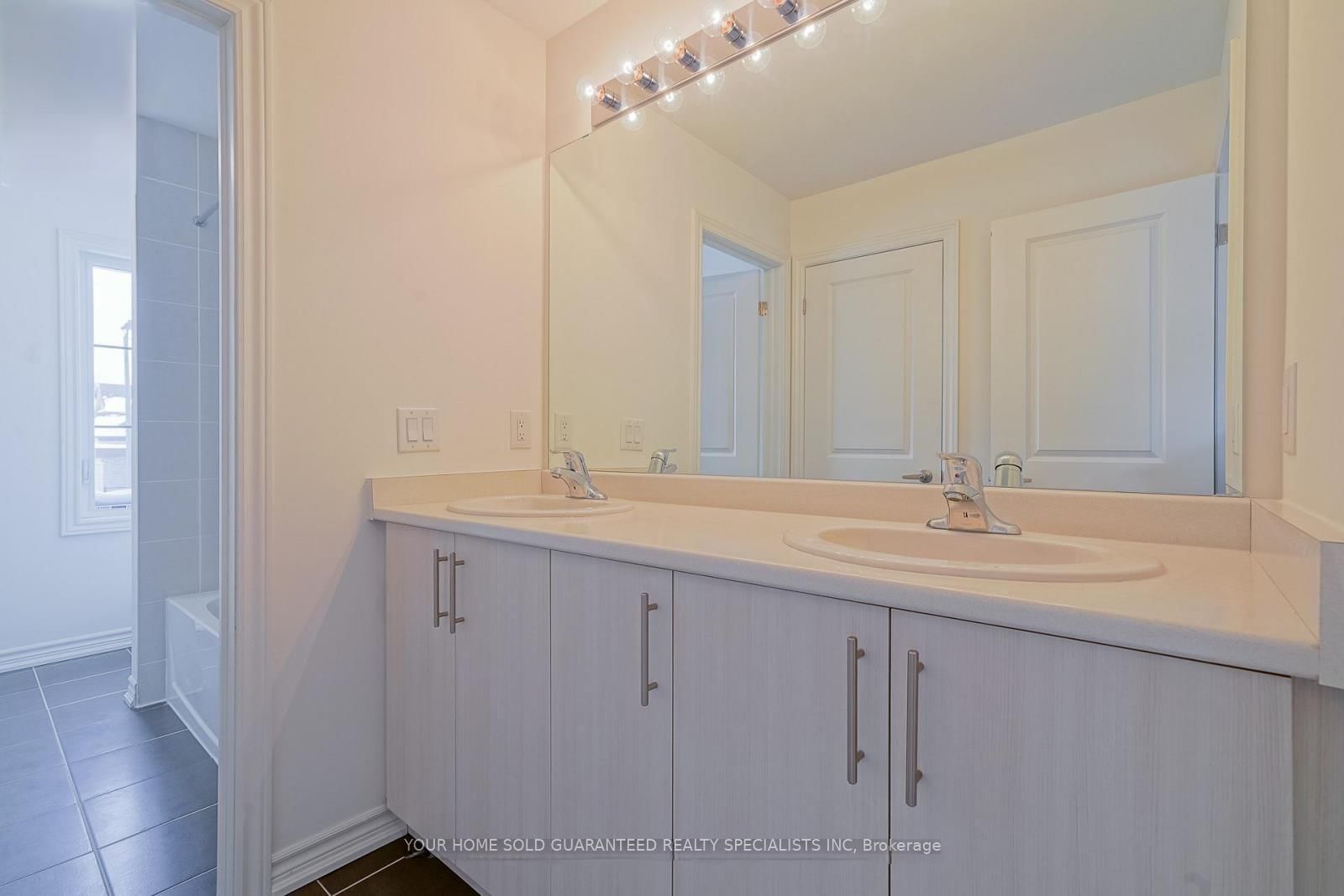 62 Calypso Avenue • Springwater, ON photo 16