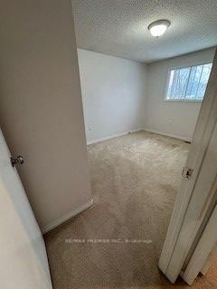 34 Argyle Road • Barrie, ON photo 15