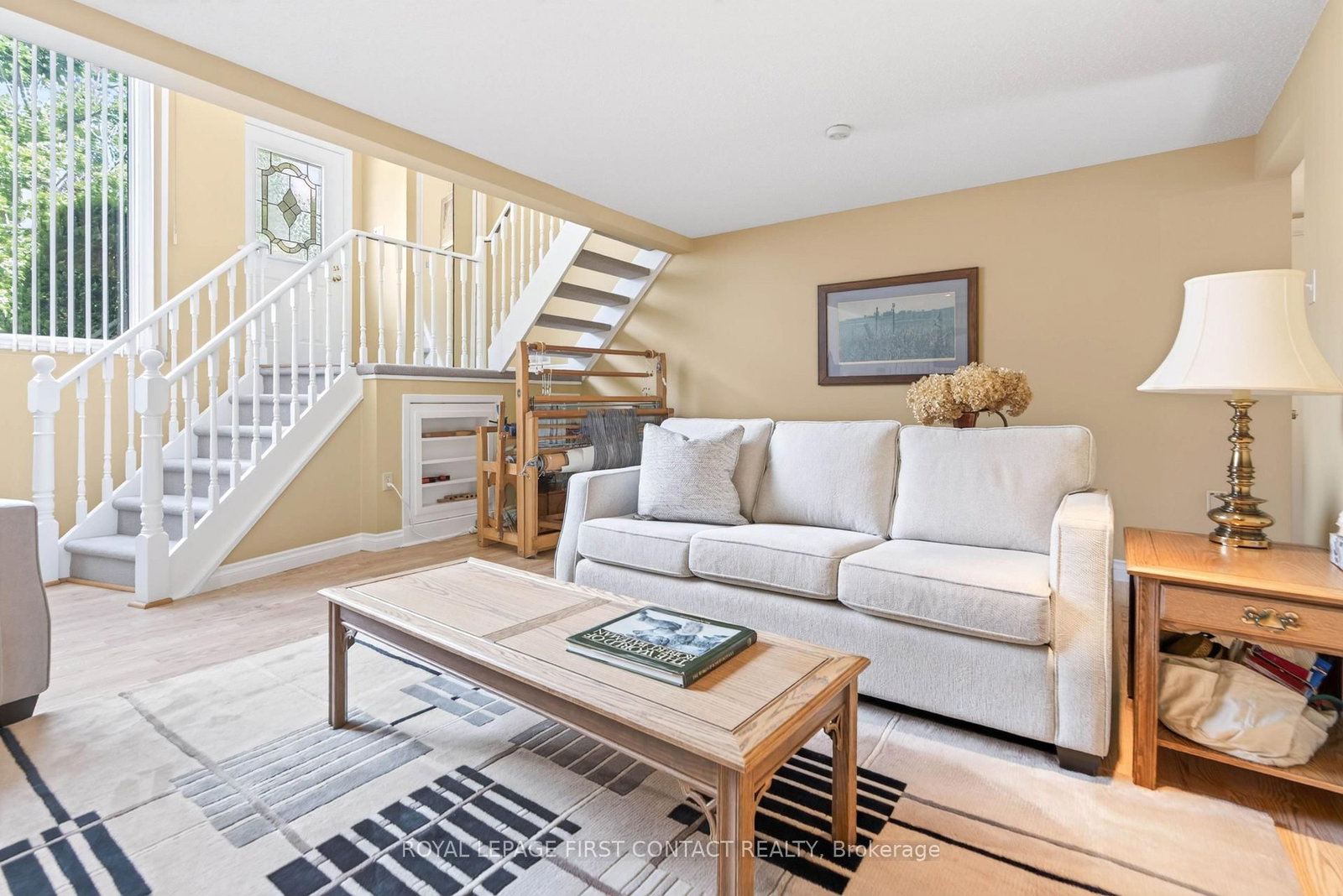 180 Burns Circle • Barrie, ON photo 11
