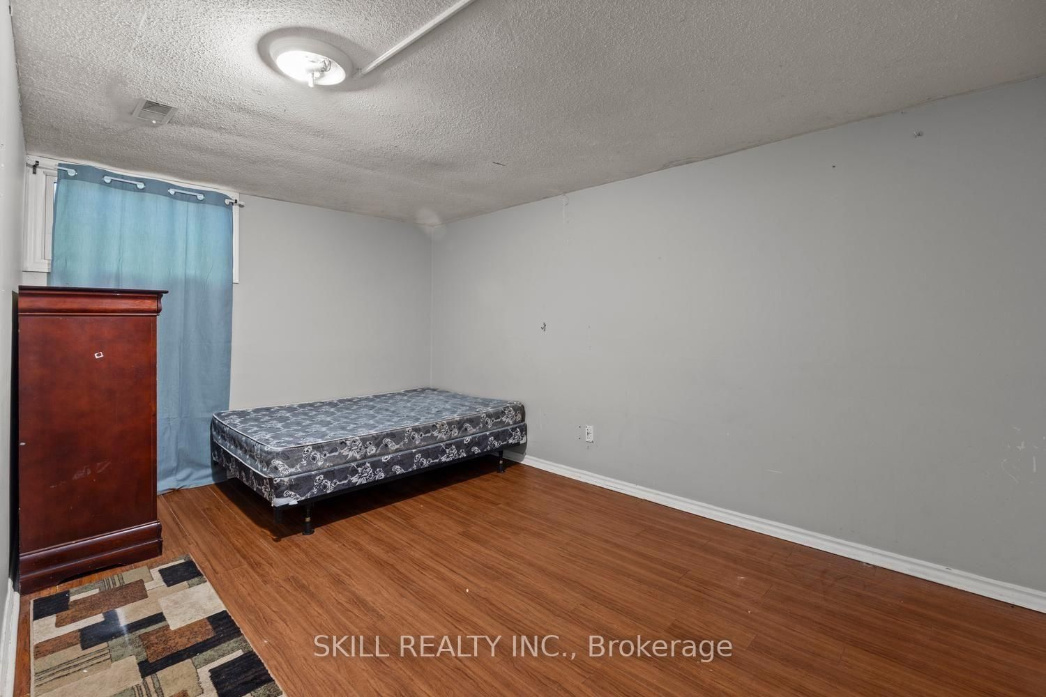 141 Hickling Trail • Barrie, ON photo 24