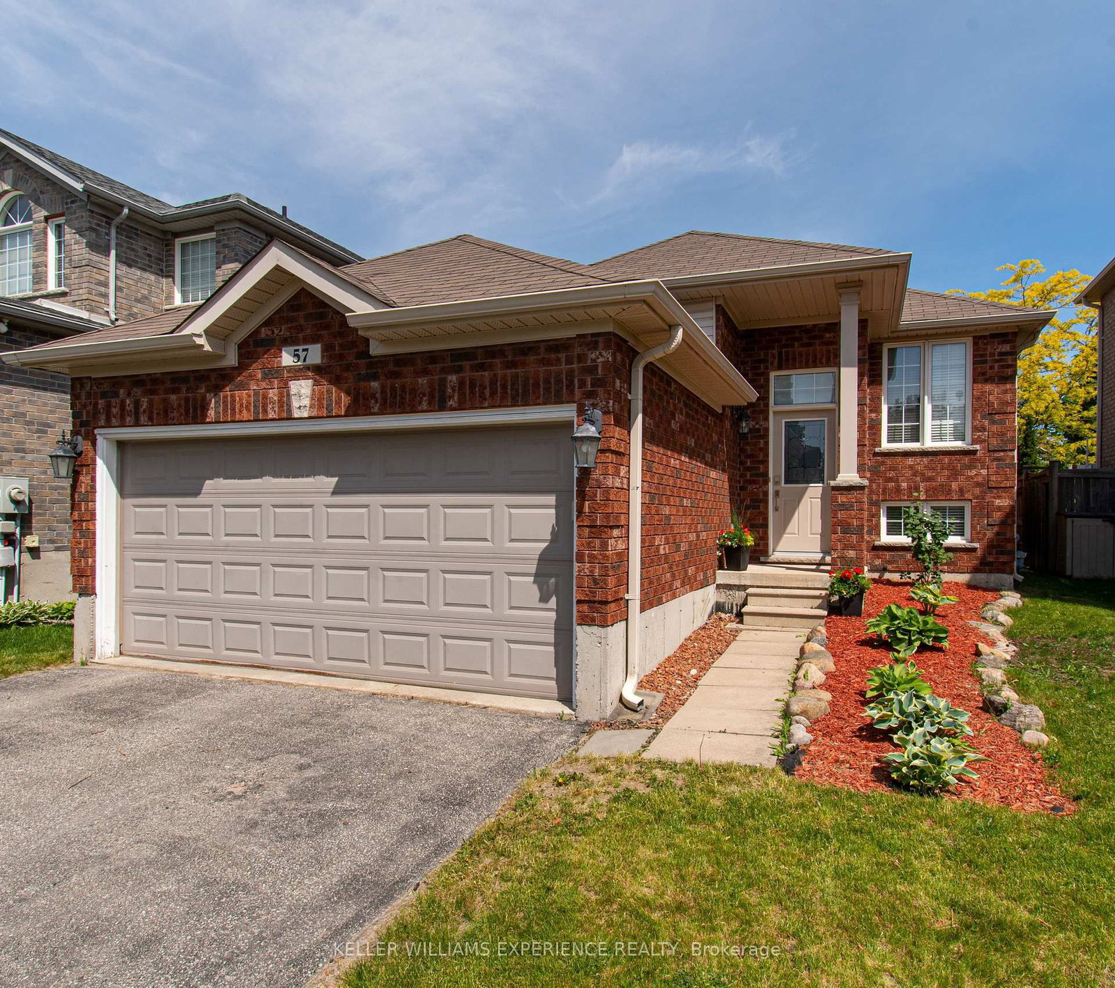57 Parisian Crescent • Barrie, ON photo 1