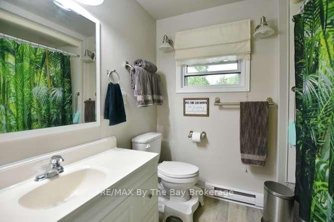 60 53rd Street S • Wasaga Beach, ON photo 14