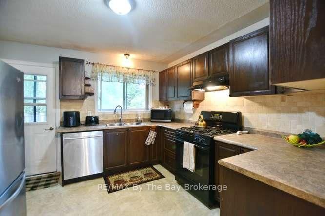 60 53rd Street S • Wasaga Beach, ON photo 21