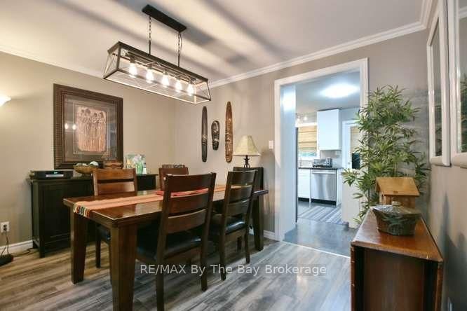 60 53rd Street S • Wasaga Beach, ON photo 8